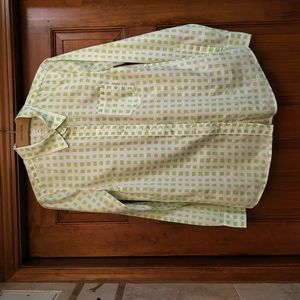 Gap Fitted Boyfriend Neon Green+White checked button down long sleeved XS